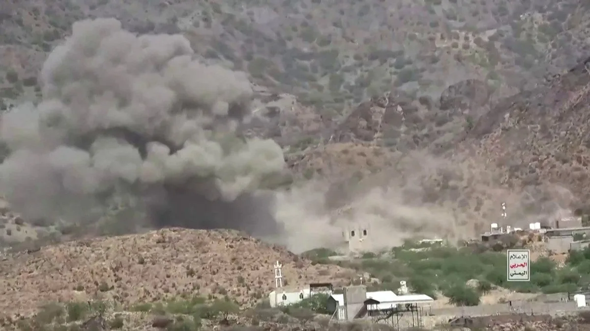 Les Houthis frappent l'Arabie saoudite, l'Iran dément toute implication dans la guerre au Yémen