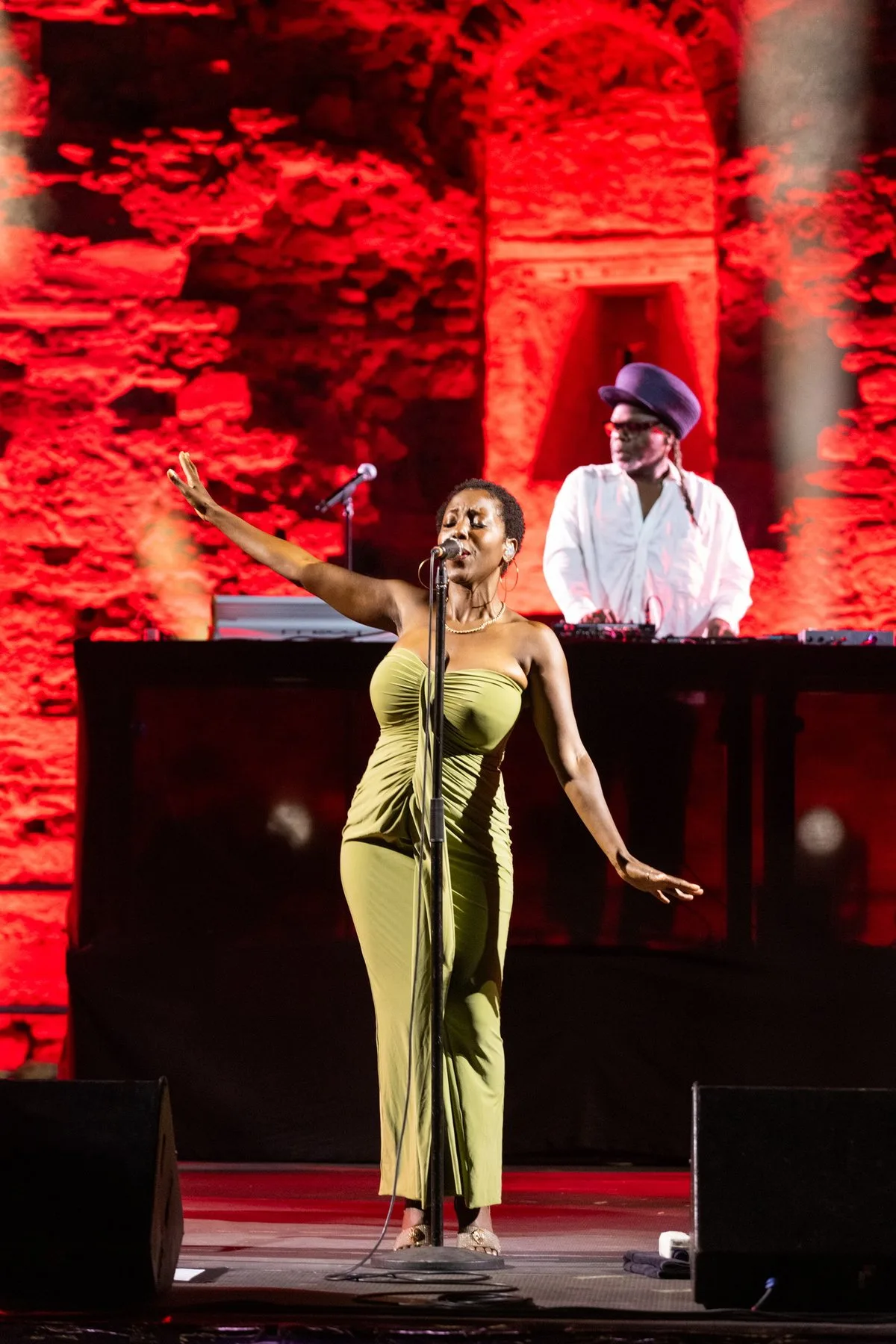 Soul II Soul live: A triumph in a spectacular setting