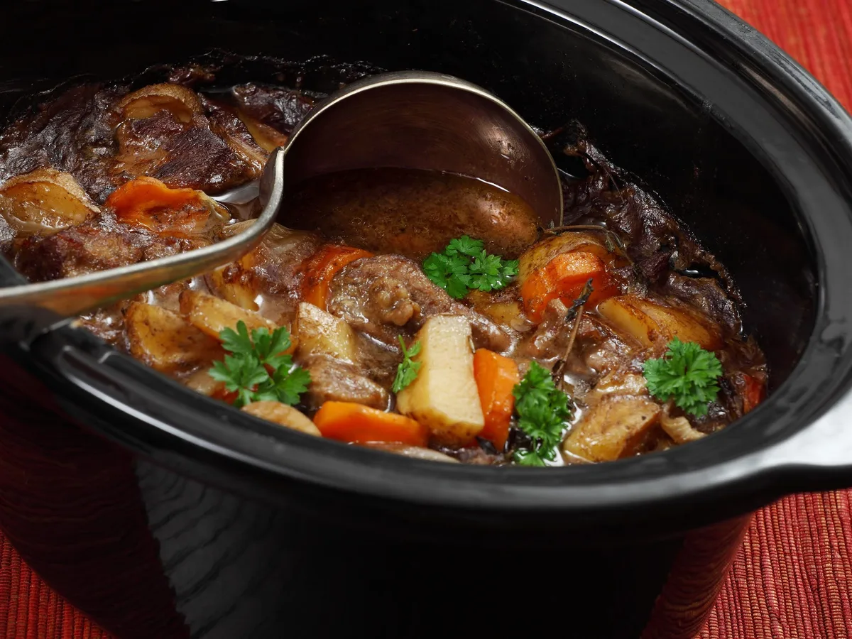 17 cozy comfort meals you can make in a slow cooker