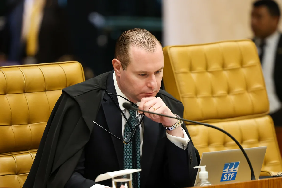 PF entrega mídias do celular de Vorcaro para Zanin, Gilmar Mendes e Alexandre de Moraes