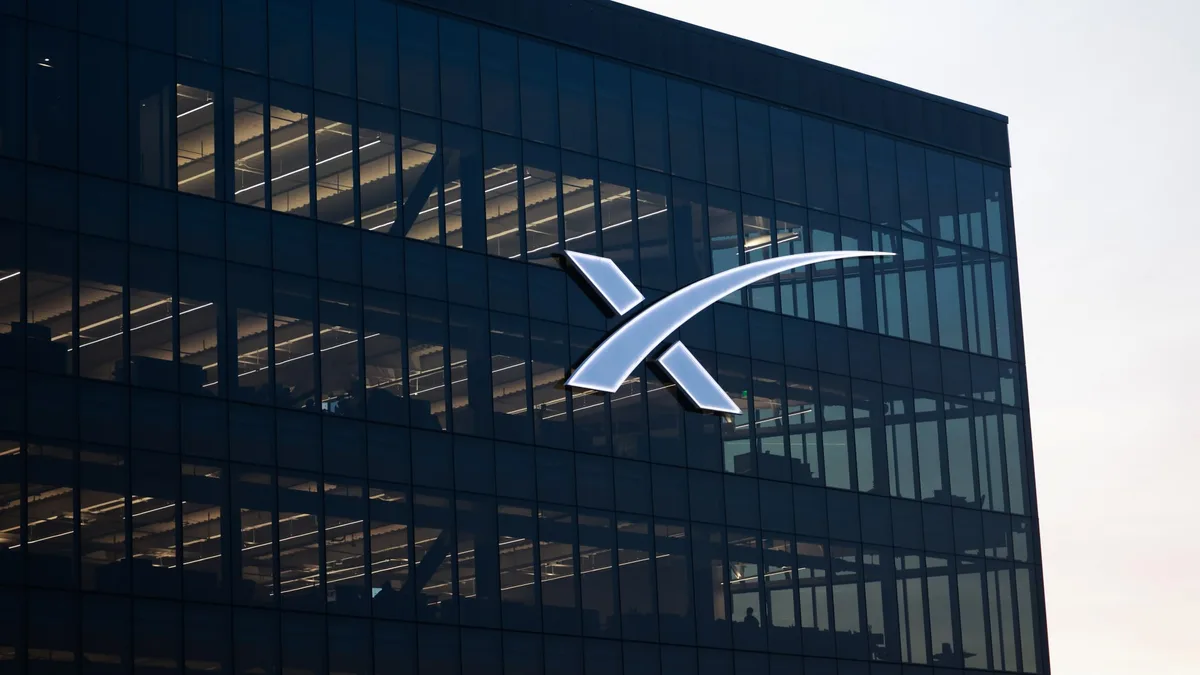 SpaceX makes big move into wireless. These once 'obsolete' tech stocks could benefit