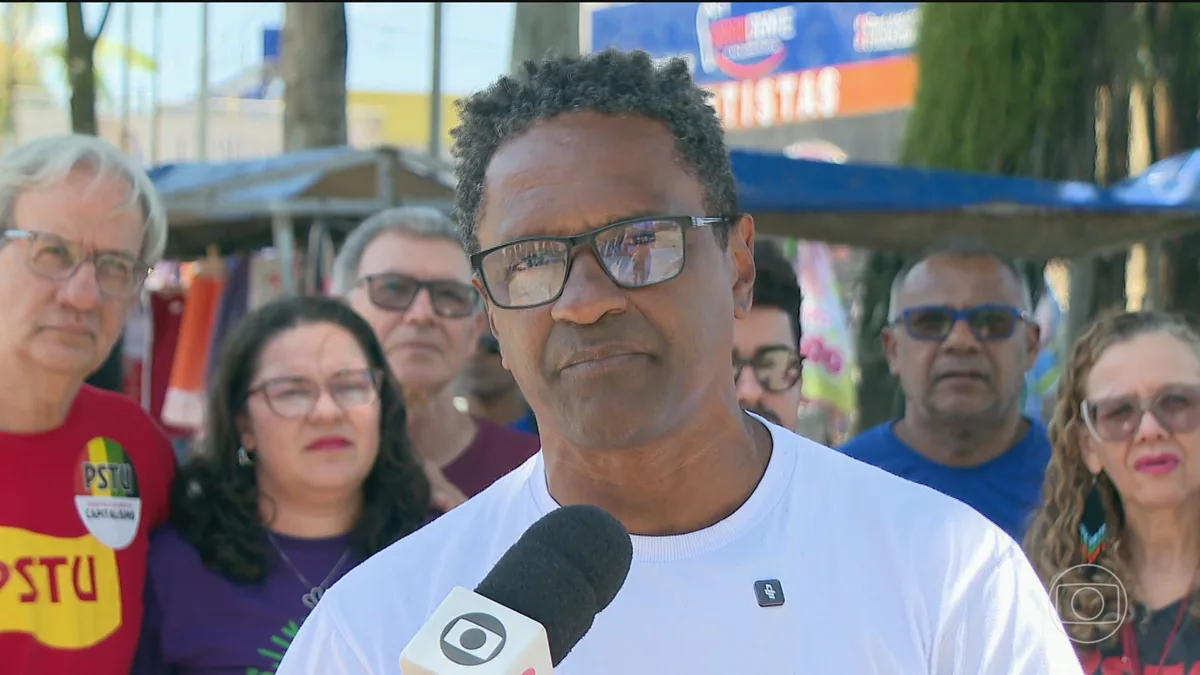 Hertz Dias, candidato à Presidência pelo PSTU, faz campanha em Pernambuco