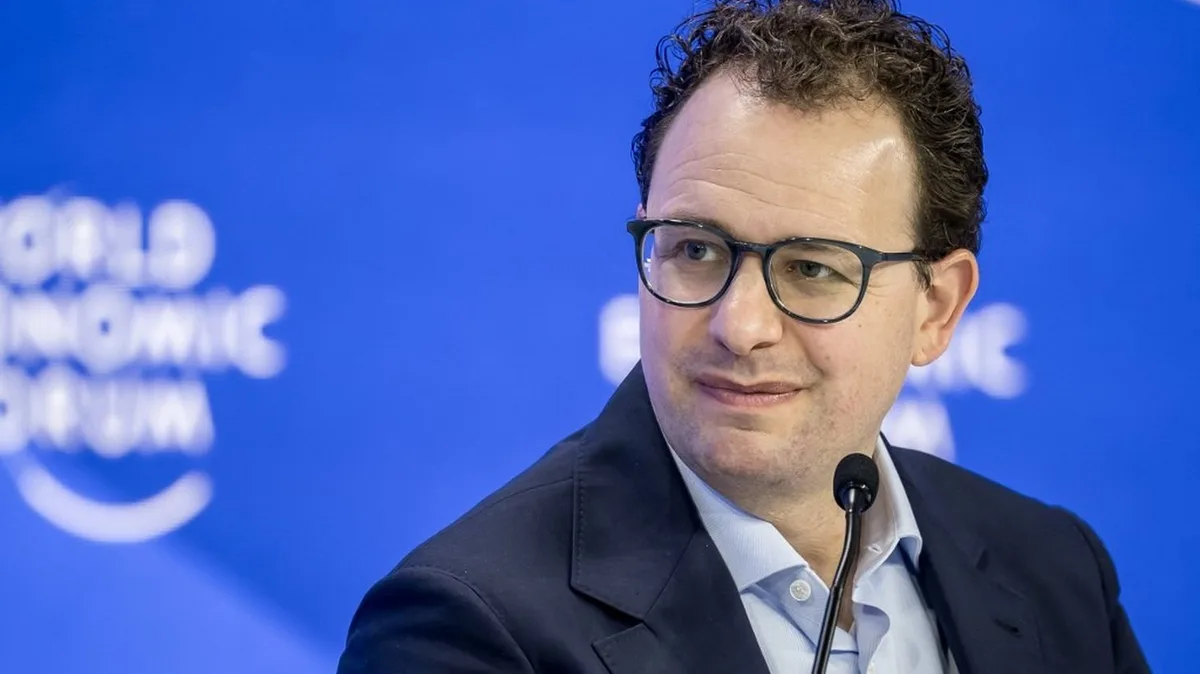 Le patron d'Anthropic appelle à ralentir la vitesse de développement de l'intelligence artificielle