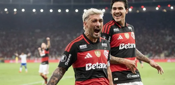 Fla domina 1º tempo, Cruzeiro reage, mas rubro-negros avançam. Grande jogo!