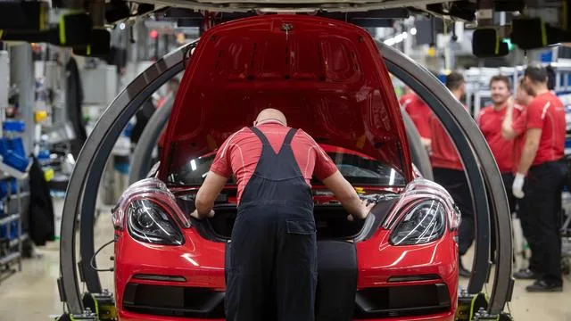 Krise in der Autoindustrie: Porsche prüft laut Medienbericht Abbau von 4.000 weiteren Stellen