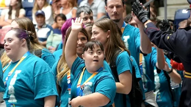 A winning combo: Athletes, volunteers make Special Olympics 'shine'
