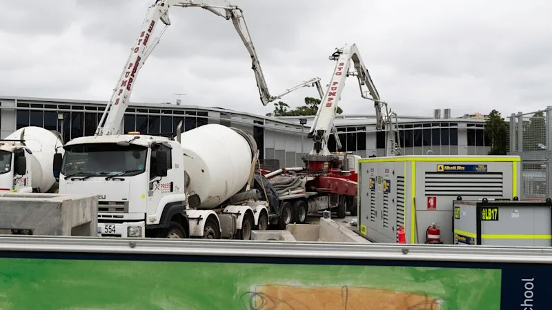 Long-delayed Sydney motorway tunnel project cops another hole
