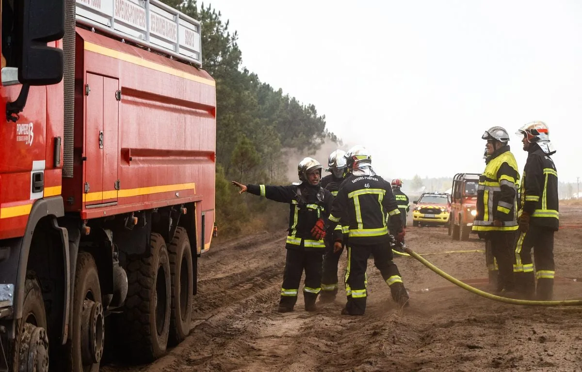 Incendie en Gironde : Le mineur mis en examen a jeté un mégot, provoquant le feu qui a tué deux pompiers