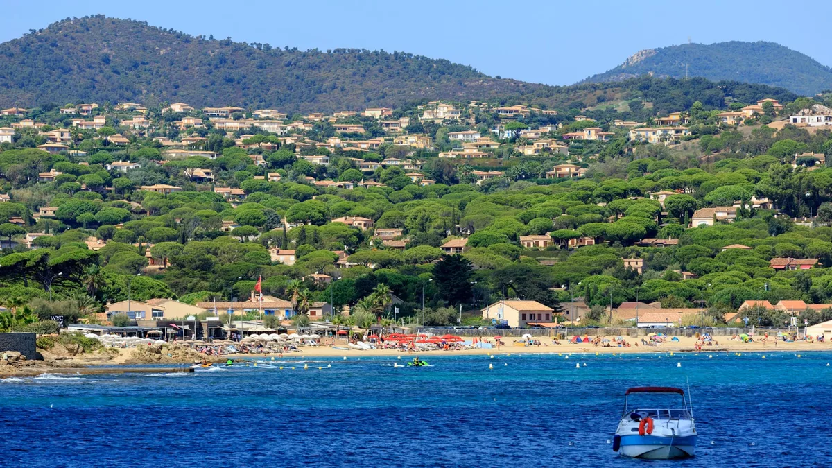 Un engin explosif détecté au large de Sainte-Maxime, un important dispositif de sécurité mis en place