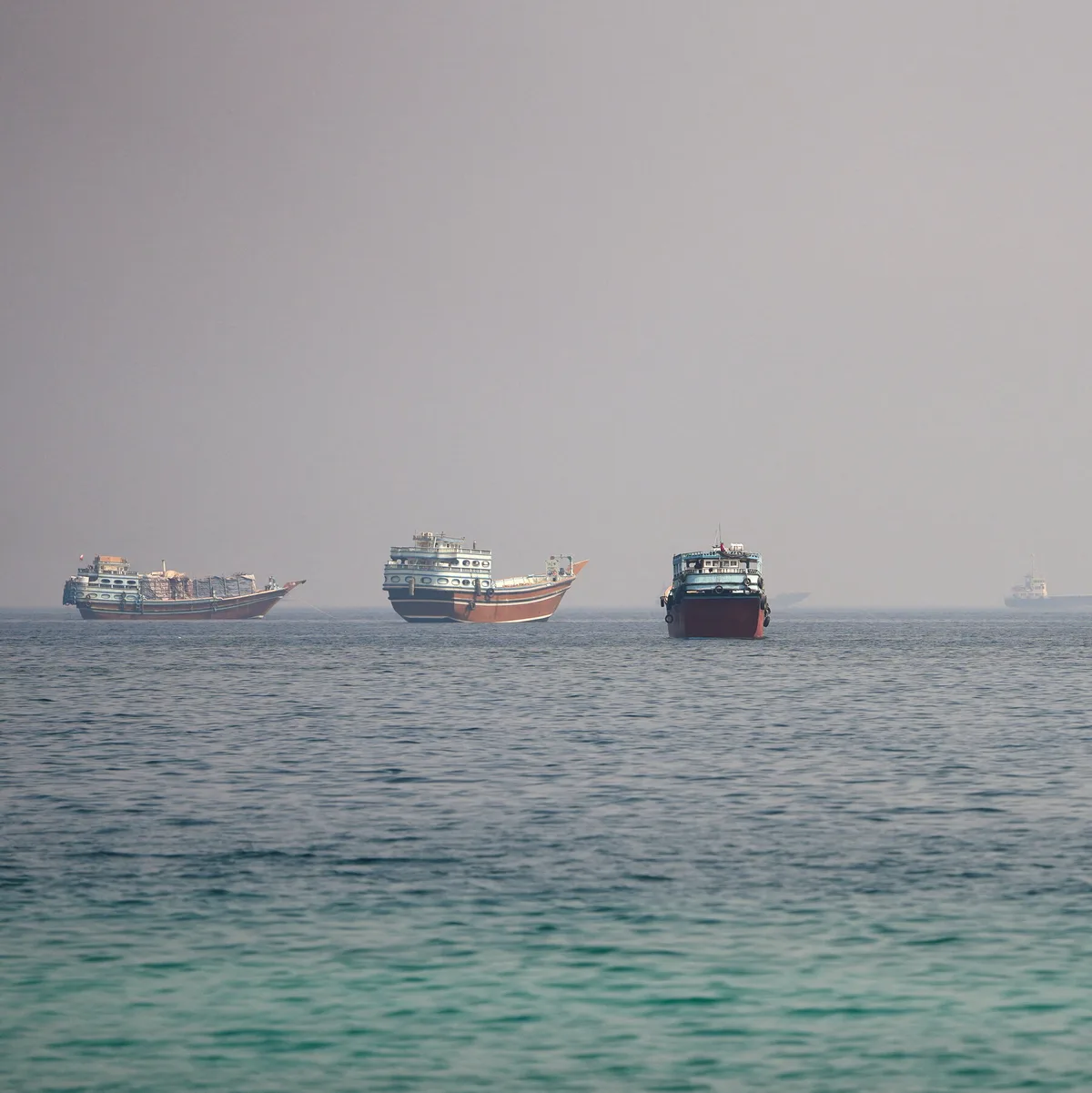 The Navy’s Supply Chain Struggle, and Trump’s Unusual Oil Deal in Venezuela