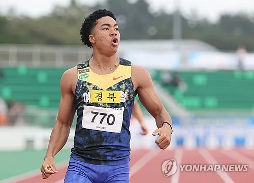 [전국체전] 200ｍ 개인 최고기록으로 2관왕…나마디 조엘진 "한국신 목표"