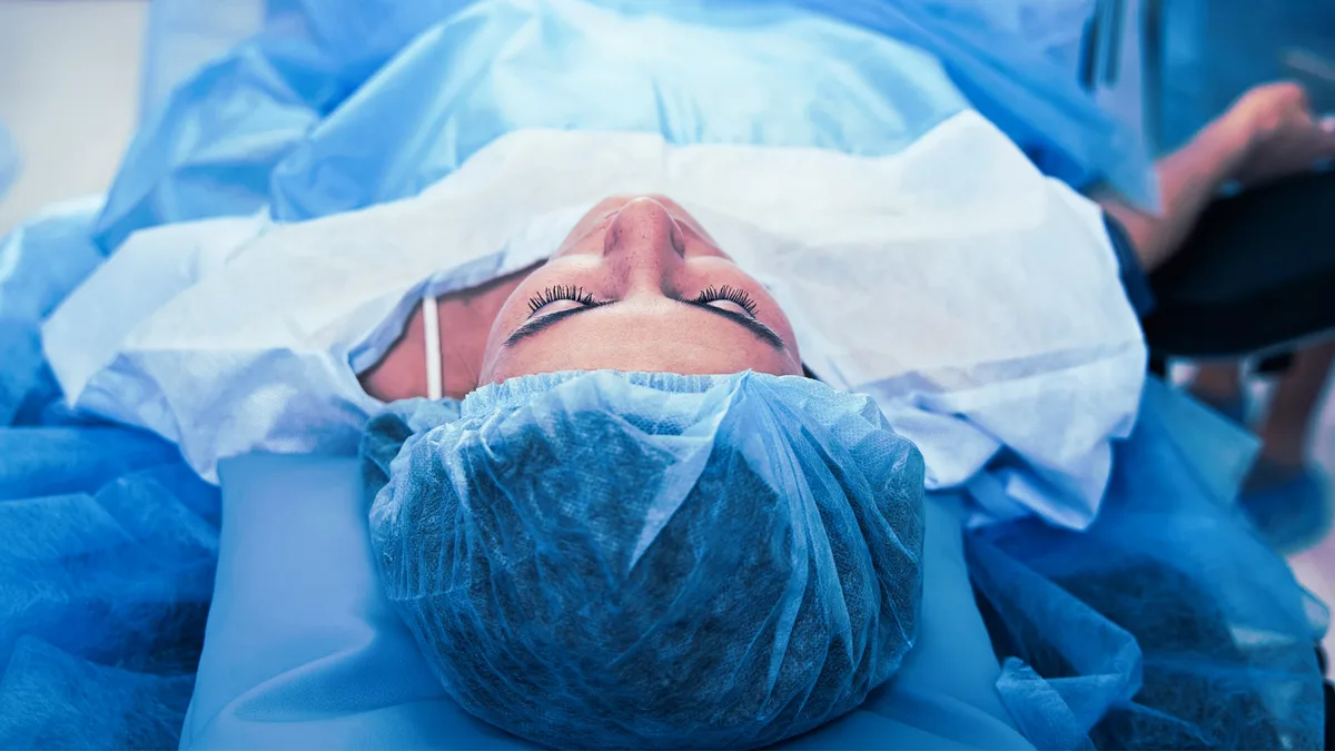 Woman Says Doctors Removed 2 Organs Before Solving Her Mystery Pain