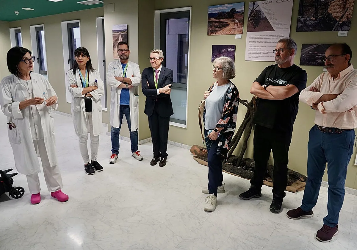 «Ahora... cenizas», la huella de los incendios en imágenes llega al Hospital de León