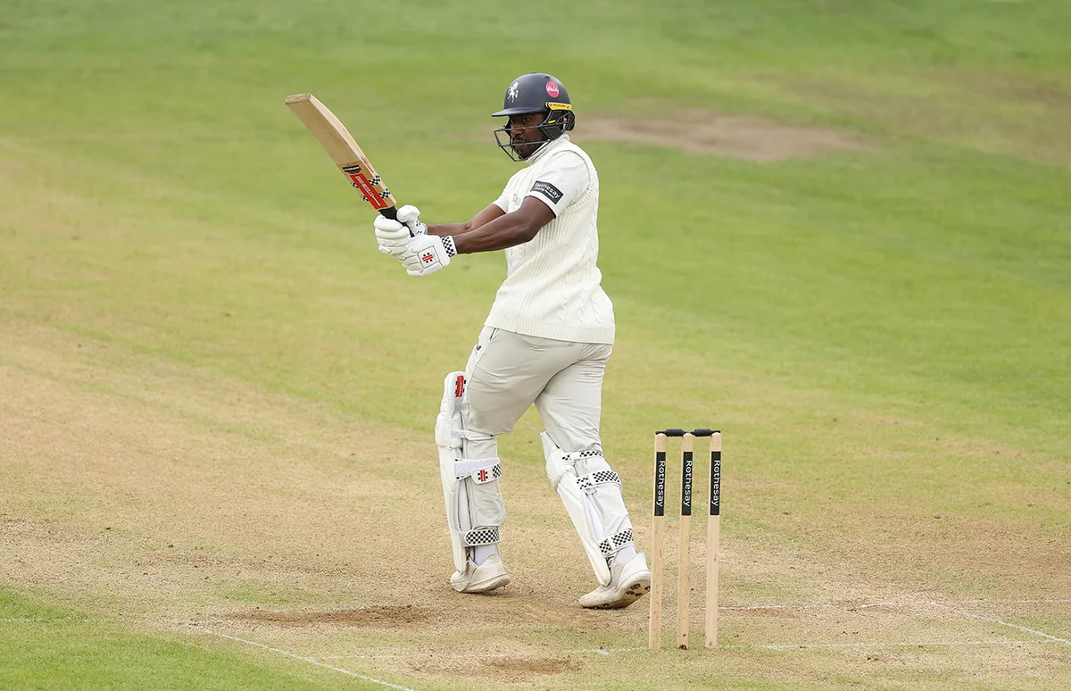 Kent keep promotion prospects on track as Lancashire face further defeat