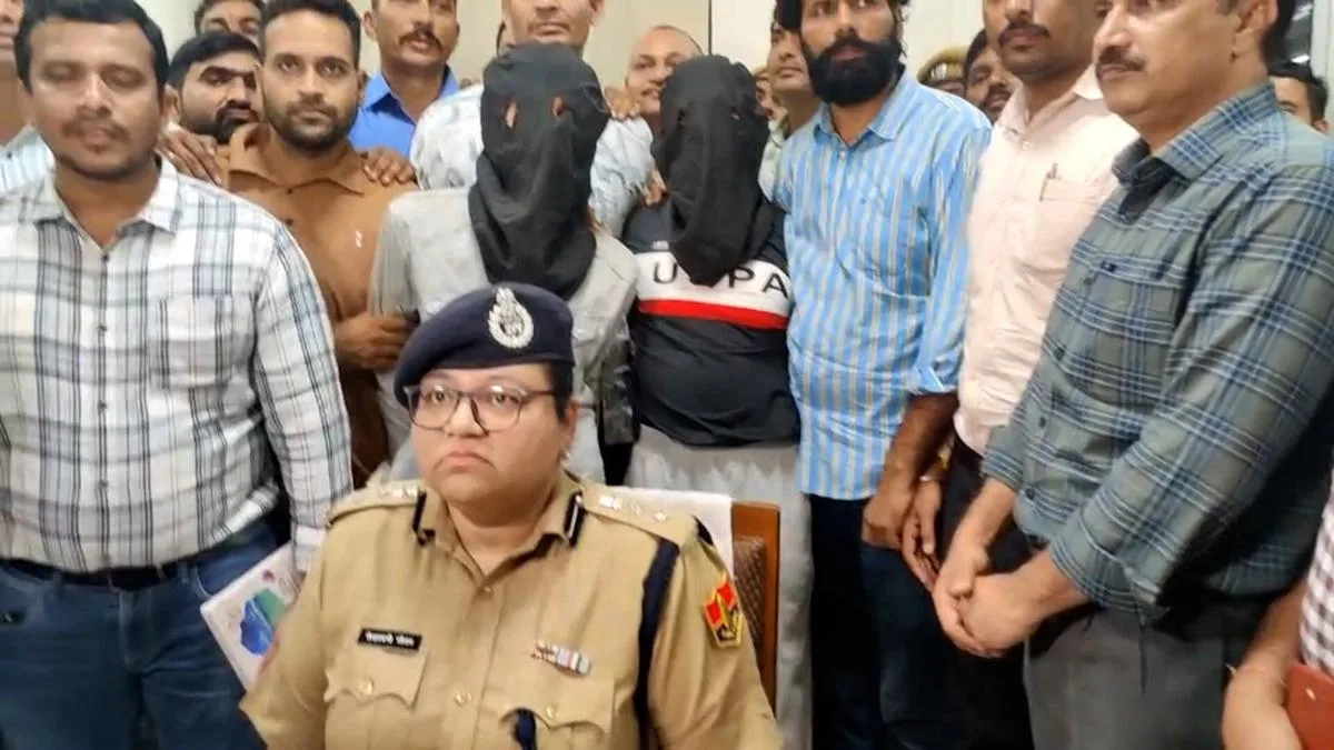 Tiger Shroff firing: Three detained from Mumbai train in Kota
