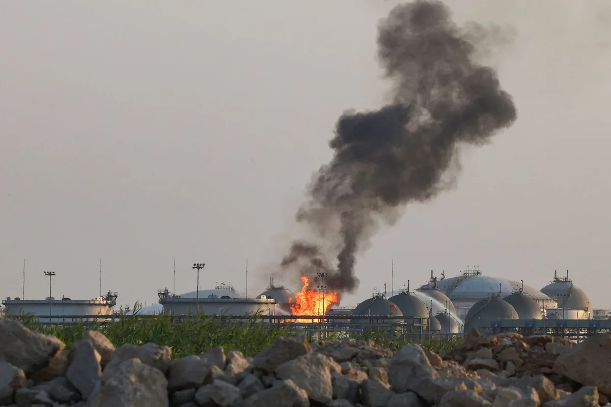 Guerre au Moyen-Orient : à Riyad, une fausse normalité ponctuée par les explosions