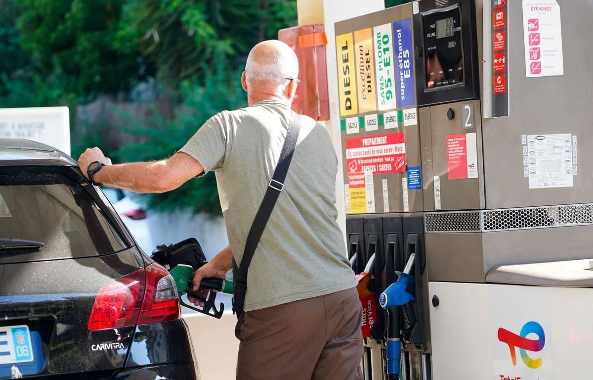 Carburants : « Ce n’est pas le scénario que nous prévoyons »… Va-t-on finir par payer 3 euros le litre de diesel ?