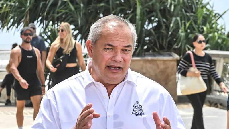 Gold Coast mayor’s clarifies Trump claim after White House issues rebuke