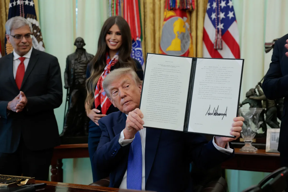 Trump associa vacina ao autismo e diz que tríplice viral pode matar; especialistas negam