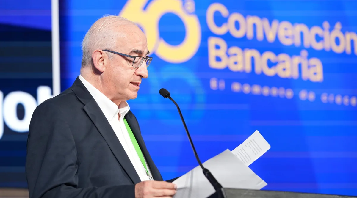 Leonardo Villar admitió que el emisor tiene un margen limitado ante la revaluación del peso: “No es mucho lo que puede hacer el Banco de la República”