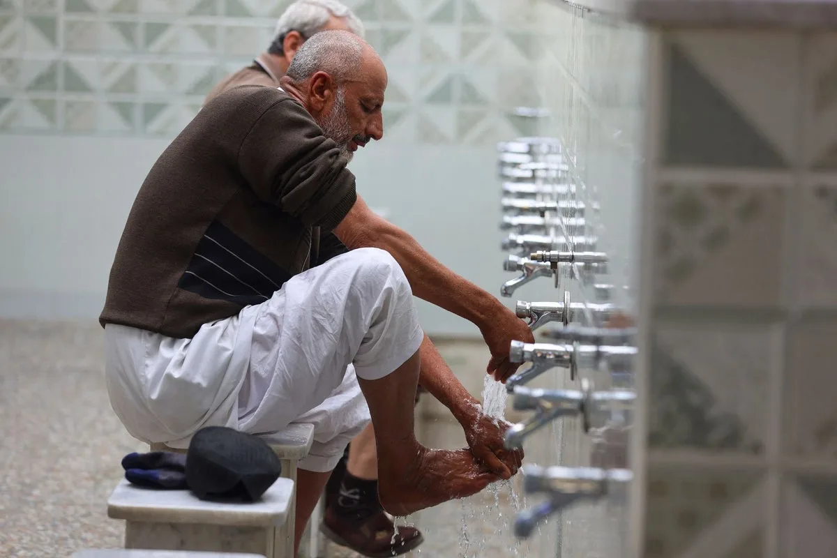 Dallas airport ditches plans to add more Islamic feet washing stations after governor threatens to pull funding