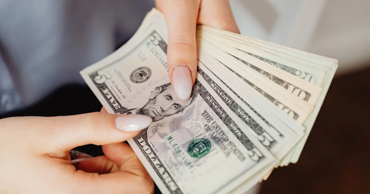 "Los meses secos": el BCRA bajó a mínimos sus compras de dólares en septiembre