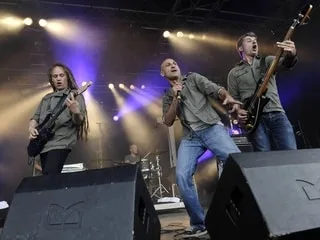 « Ne pas mettre en avant un homme condamné » : la venue de ce groupe dans un festival de Maine-et-Loire fait polémique