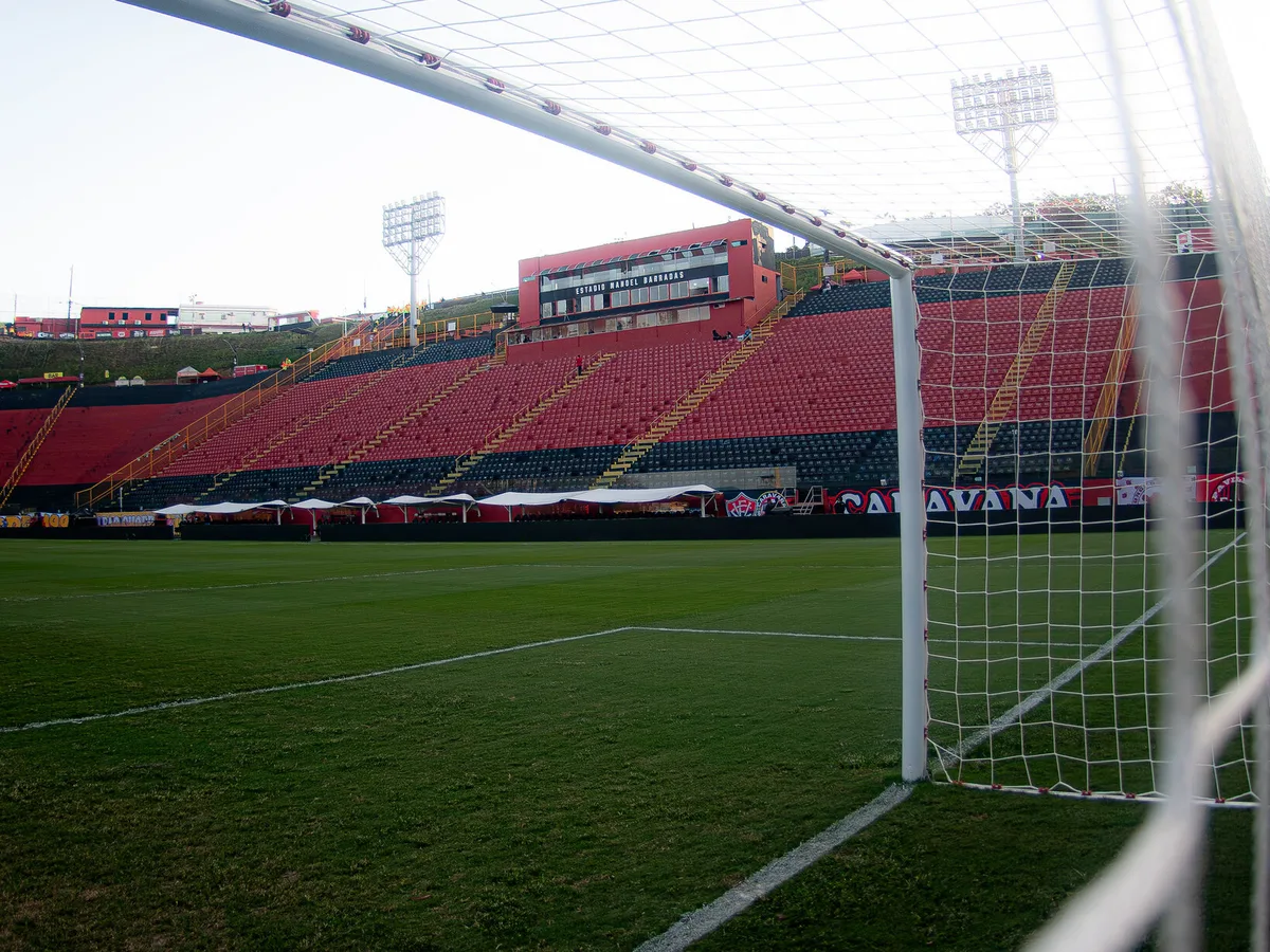 Vitória tem reforço de peso, mas acumula baixas no duelo com Cruzeiro
