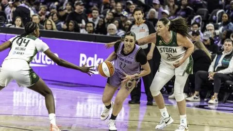 De Caitlin Clark a Kanter: cómo la WNBA terminó en el centro de la guerra cultural