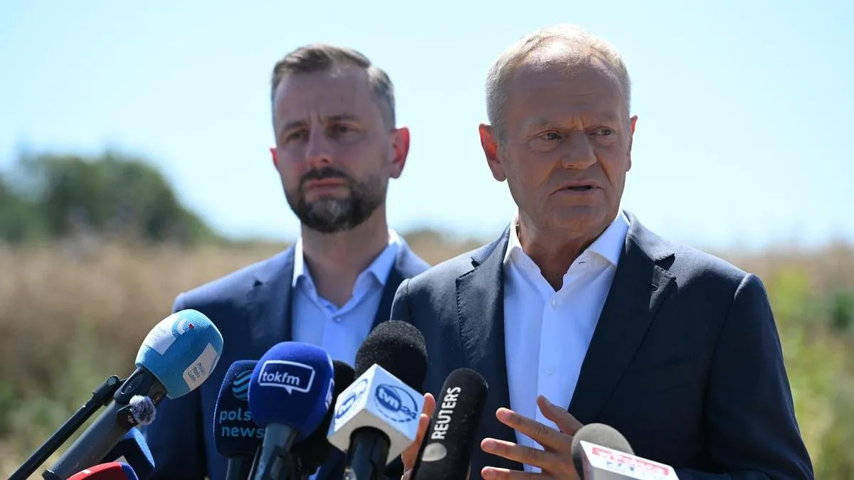 'Serious' threat to Poland PM, defence minister