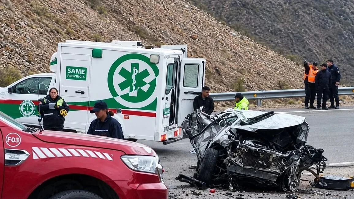 Una mujer murió tras desbarrancar 80 metros en la Cuesta de Lipán, Jujuy