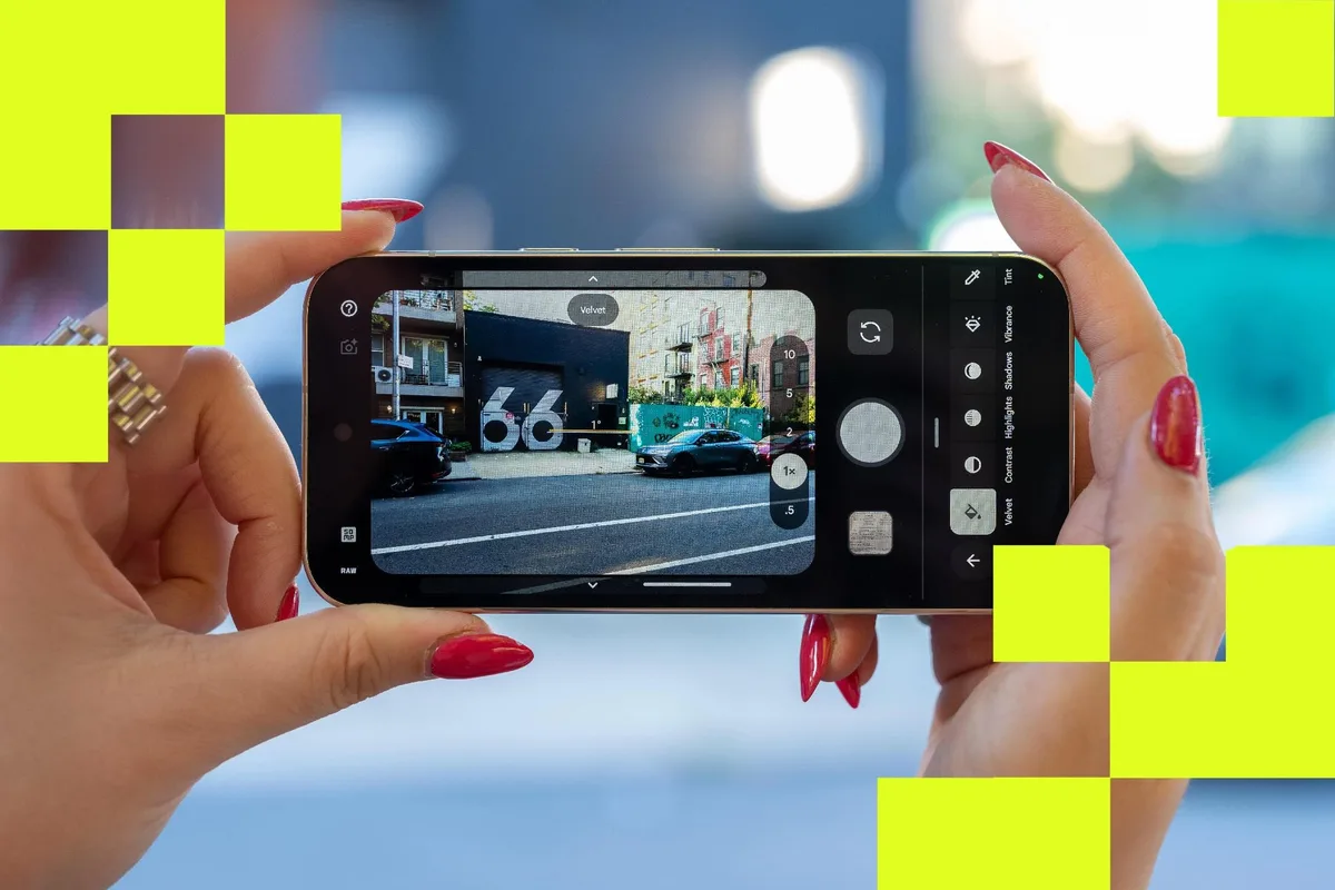 Pixel 11 gets in on the digicam trend