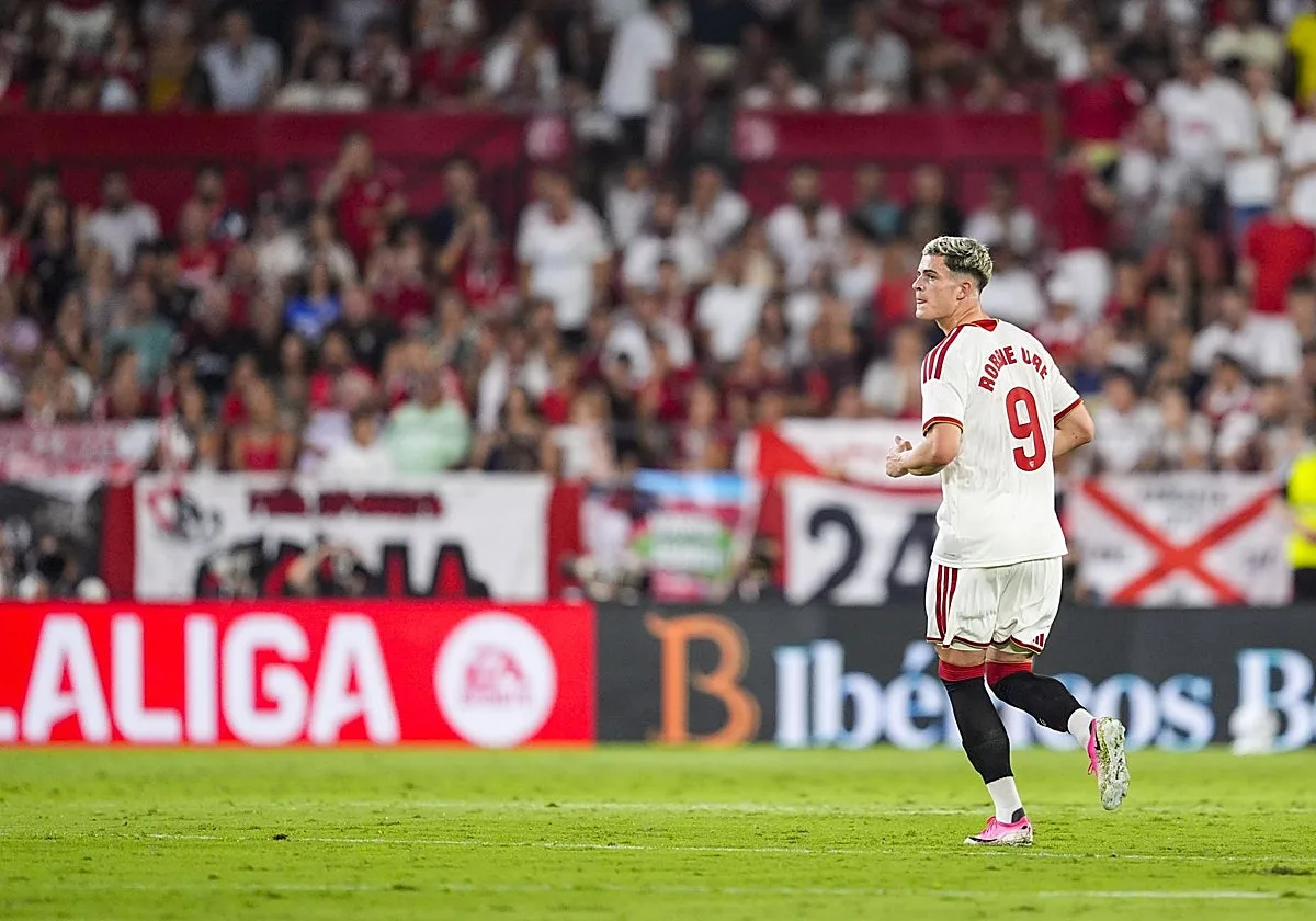 El balance del primer día de cinco de los siete fichajes de José Ignacio Navarro para el Sevilla FC