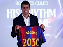 Erzrivalen Real ausgestochen: Rodri wählt Barca: Warum der Spanier perfekt zu Flick passt