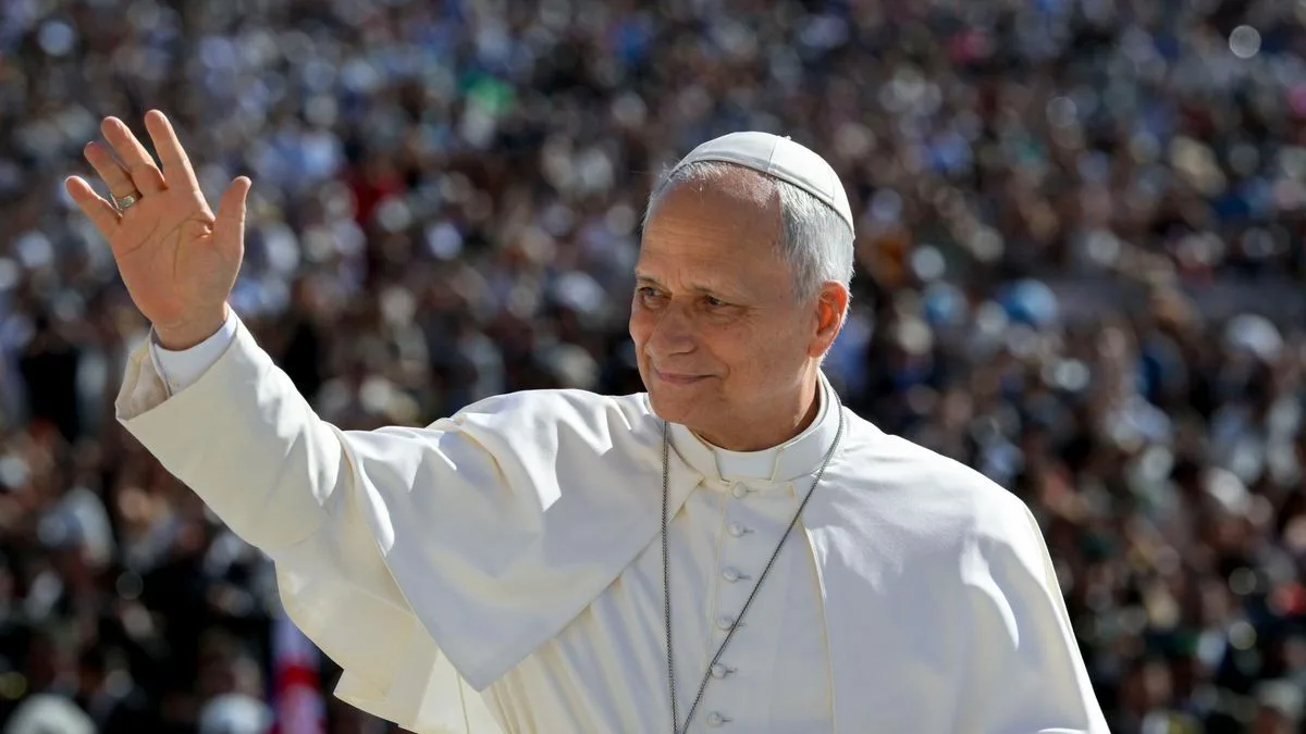 Feriado por la llegada del Papa Leon XIV: qué pasará con las escuelas, bancos y la administración pública