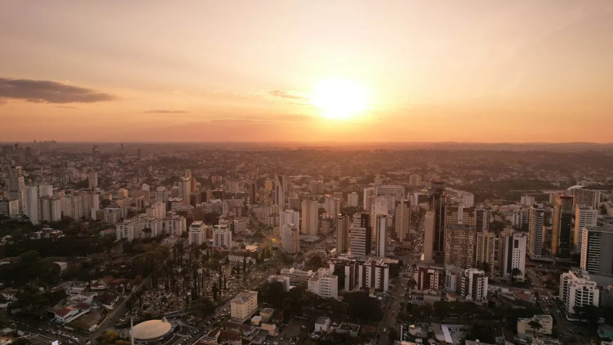 Curitiba terá mais um dia de calor, depois os termômetros despencam