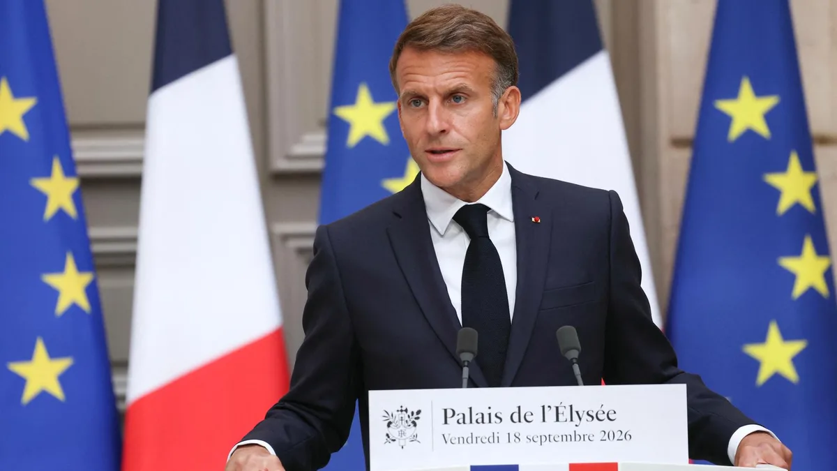 Macron se concentre sur « les causes » de la crise de l’essence et s’en remet à Lecornu pour apaiser les Français