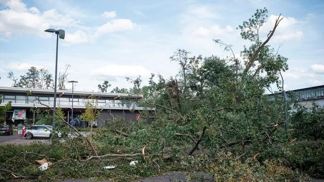 Unwetterschäden: Nach Unwetter vergangene Woche – DWD bestätigt Tornado