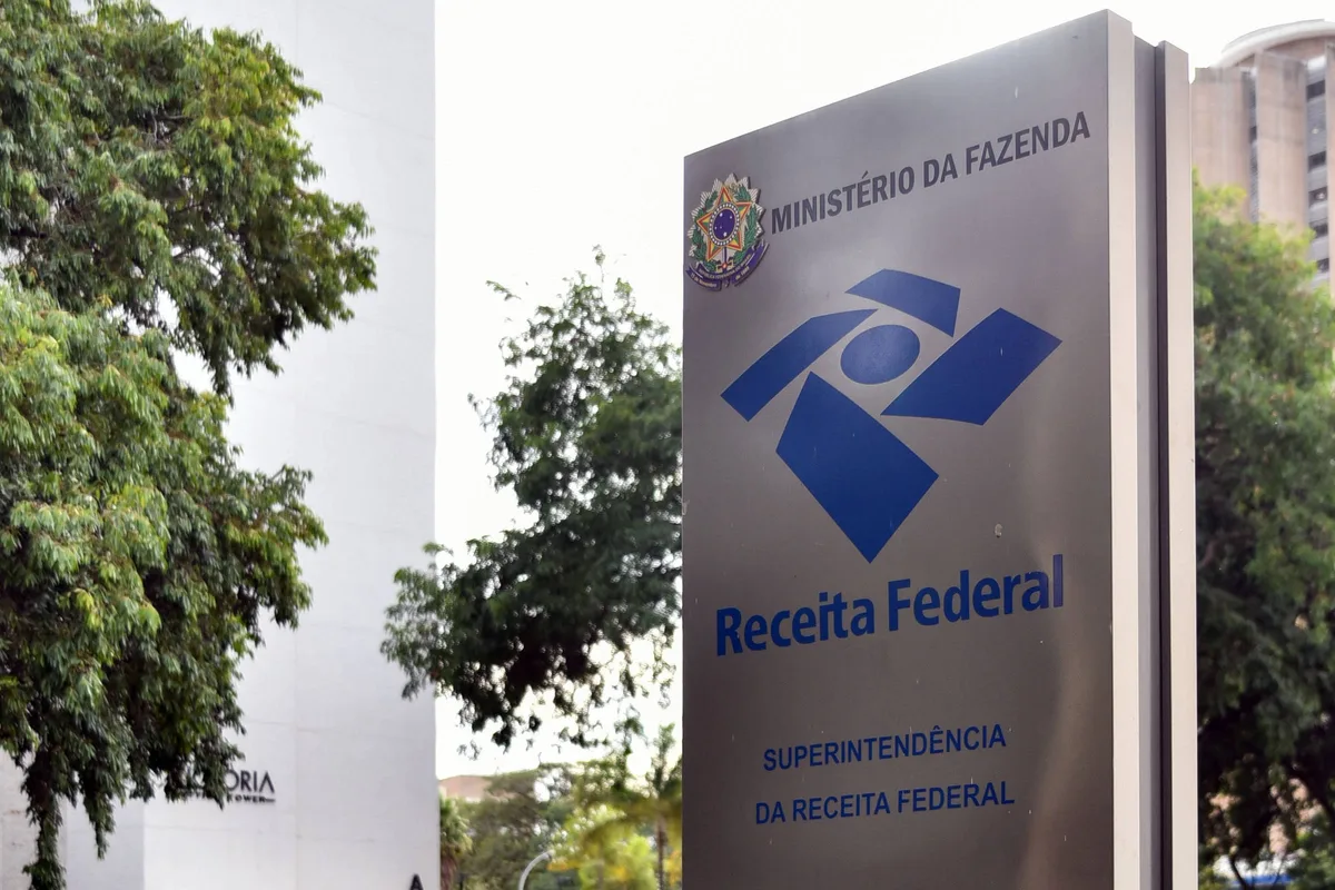 Advogados, acionistas de bancos e médicos são os que mais pagam IR sobre dividendos, mostra estudo