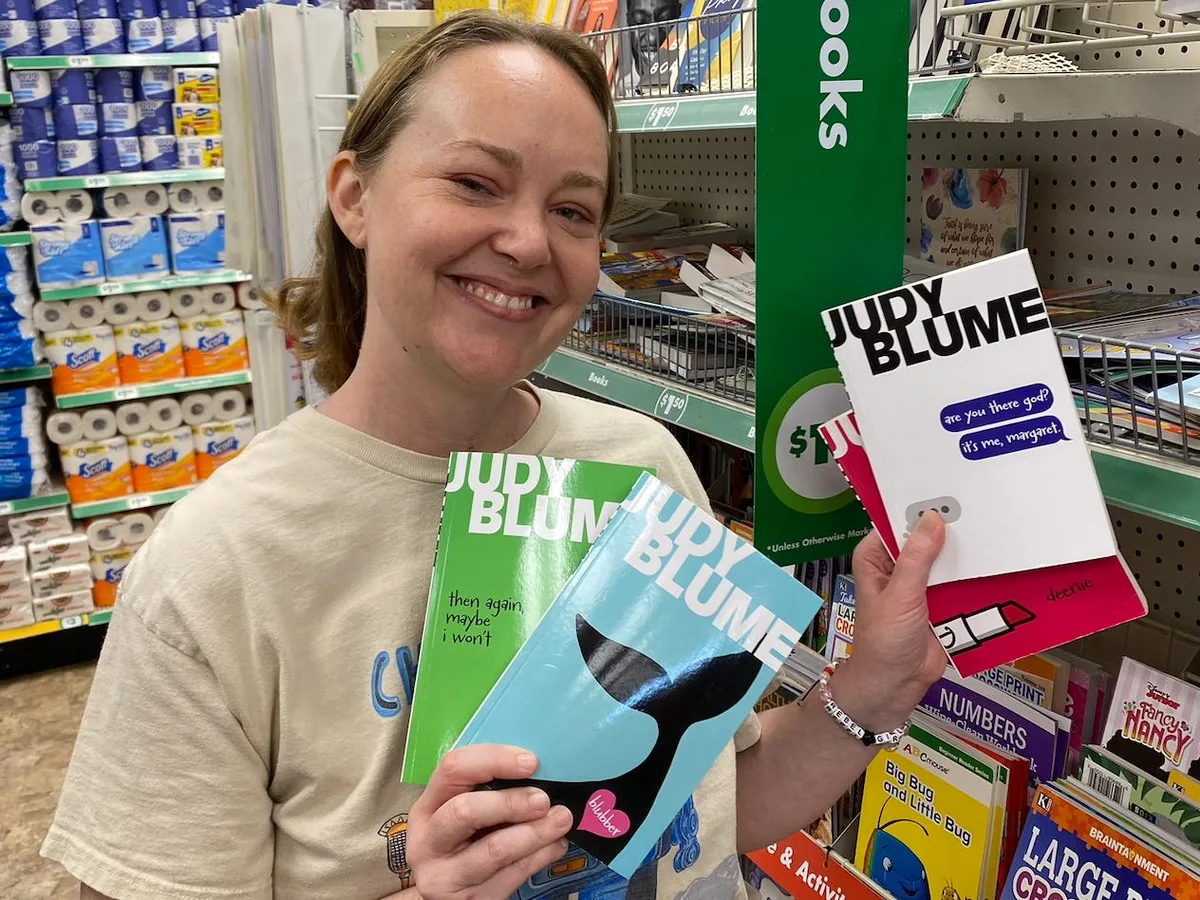 I'm a former teacher. I only splurge on 2 school supplies.