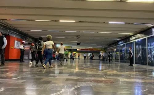 Metro prohíbe gritos y altavoces a vendedores de los locales comerciales; multas llegan hasta 200 UMAs