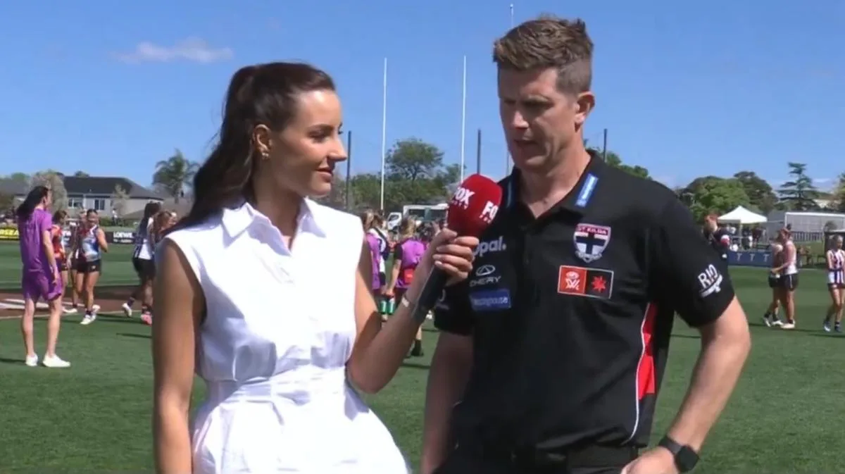 St Kilda coach Nick Dal Santo ends AFLW drought with win in final game before stepping down