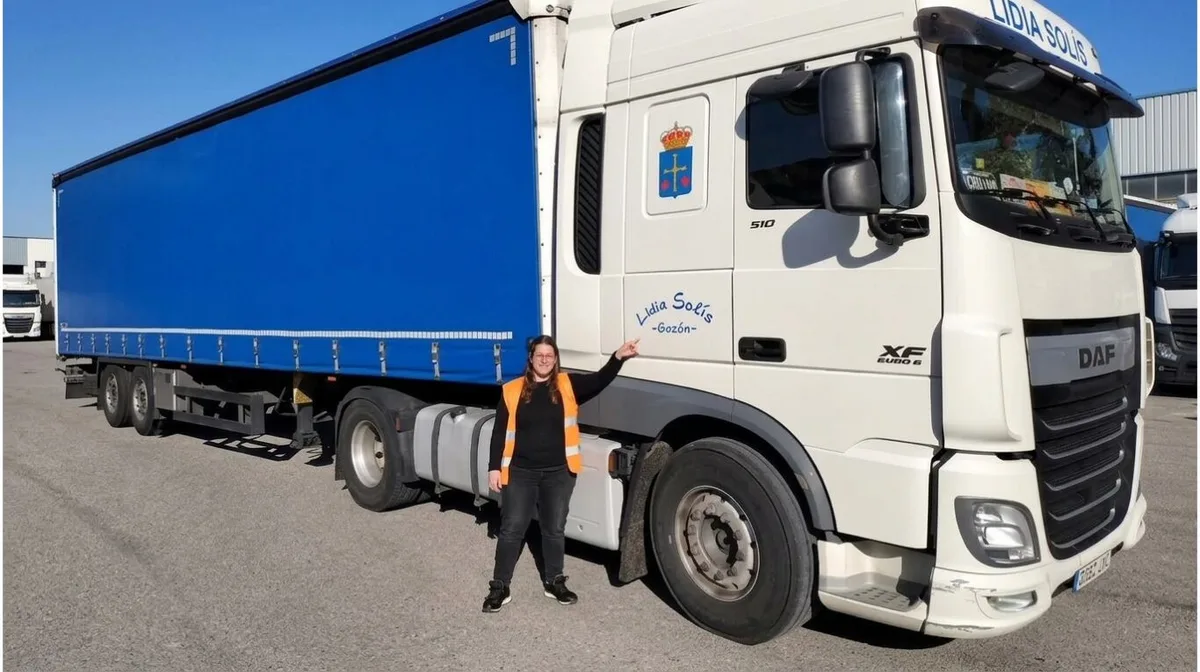 Lidia, camionera española de 32 años: “Duermo en el camión, salgo de casa un lunes y no vuelvo hasta el sábado”