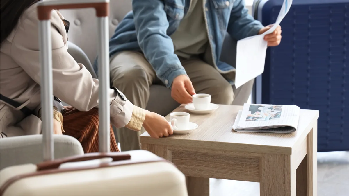 Revolut passe du smartphone à l'aéroport et va ouvrir ses premiers salons Revolut Lounge