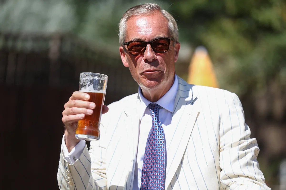 Royaume-Uni : Nigel Farage réélu à Clacton dans une élection surréaliste boycottée par les grands partis