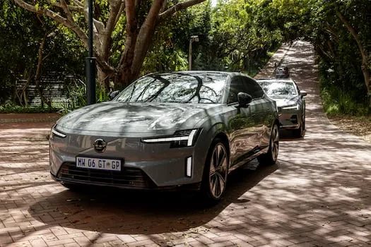 LONG-TERM INTRODUCTION | Our Volvo ES90 has an episode of stage fright