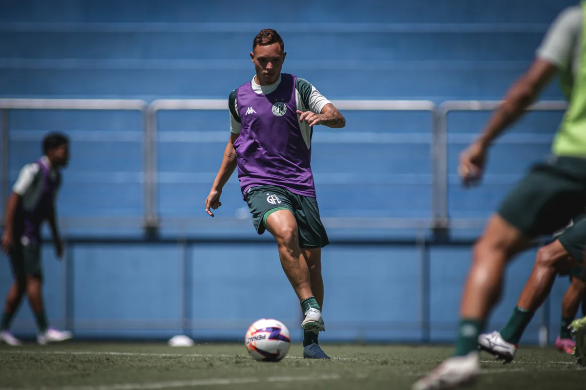 Negociação com clube português não avança, e Kewen fica no Guarani
