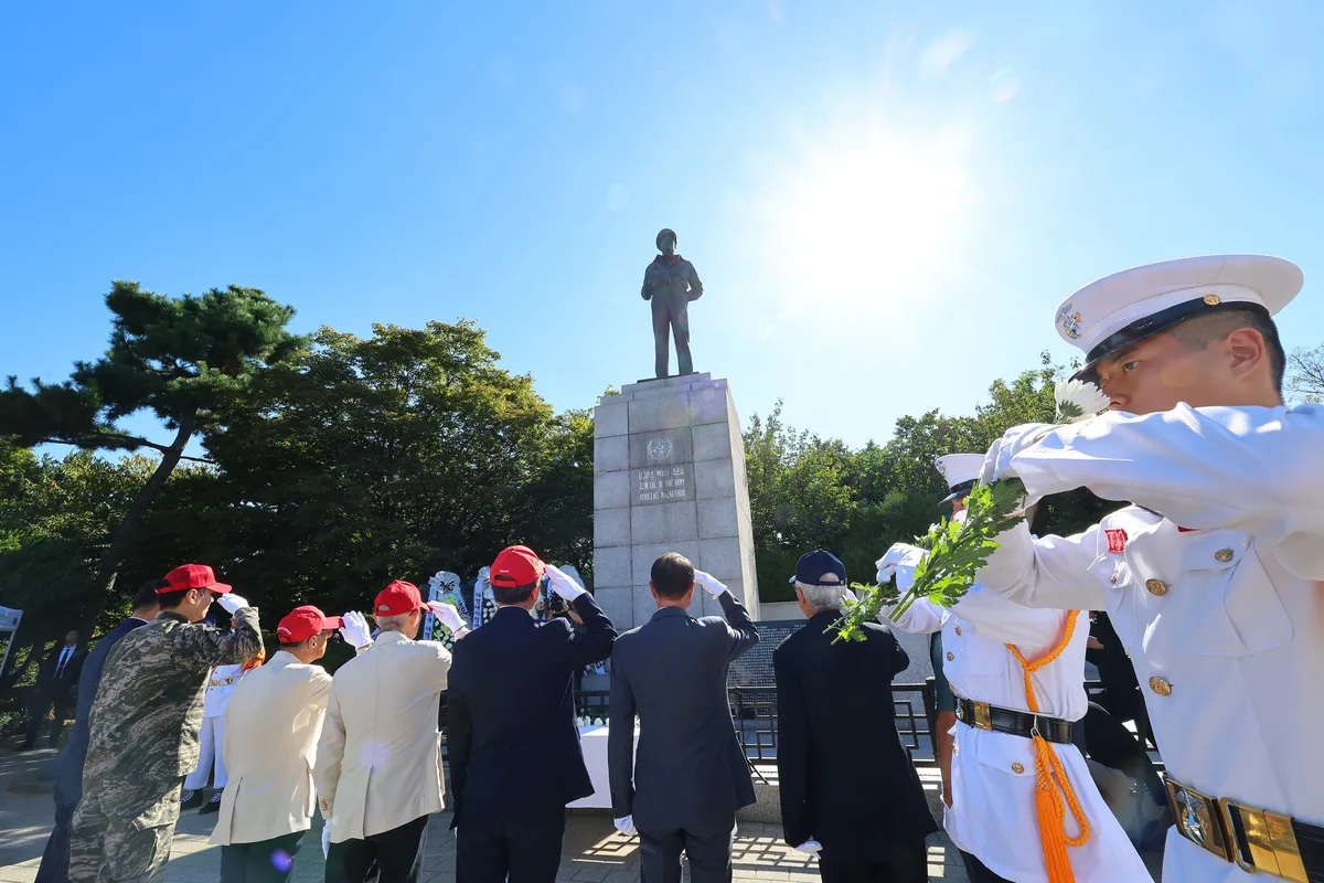 “5000분의 1 불가능을 희망으로”…인천상륙작전 76주년 기념식