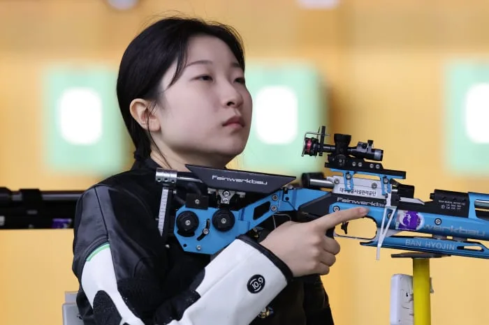 여자 10m 공기소총, 단체전 아쉬운 4위...하지만 반효진의 '그랜드슬램'이 남아있다