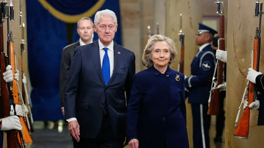 Ex-Präsident: Bill Clinton wird 80: „Comeback-Kid“ und viele Skandale